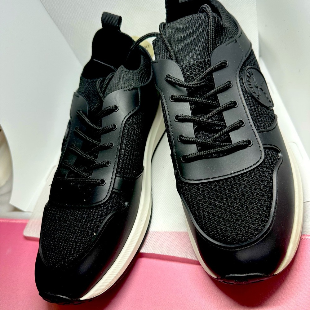 Men show size 10